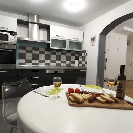 With Garden In דירה *