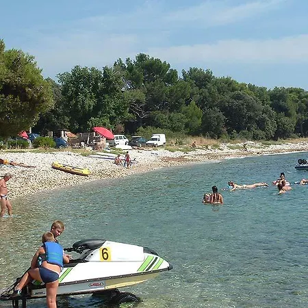 דירה With Garden In *